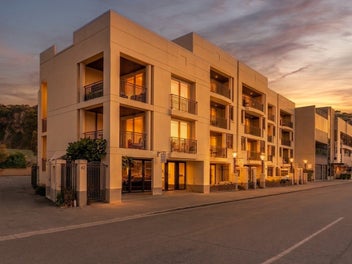 1/42 Marriner Street, Sumner, Christchurch