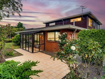 2 Rubens Place, Burnside, Christchurch