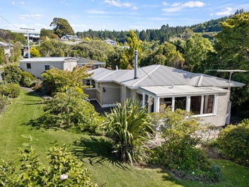 29 Glenmore Street, Glenleith, Dunedin