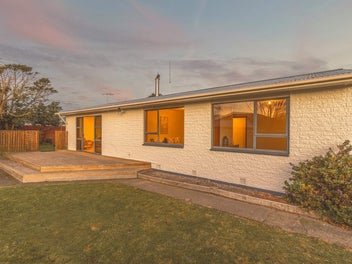 52 Castletown Place, New Brighton, Christchurch