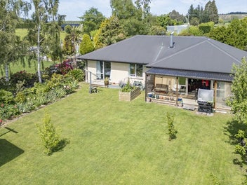 3894 Old West Coast Road, Waddington, Waddington