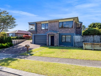 66 Karina Road, Merrilands, New Plymouth