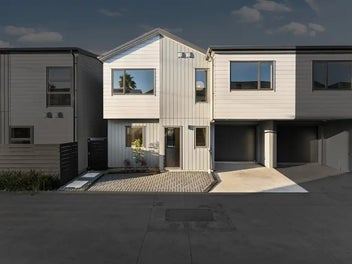 43 Papakura-Clevedon Road, Papakura