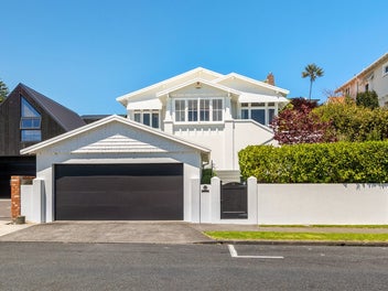 18 Gilbert Street, New Plymouth, New Plymouth