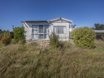 37 Barr Street, Waitaki Bridge, Oamaru