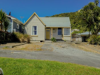 9 Alexander Terrace, Greymouth, Greymouth
