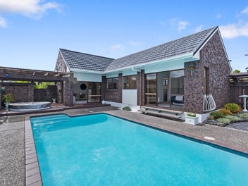 1 Bolton Street, Blockhouse Bay, Auckland