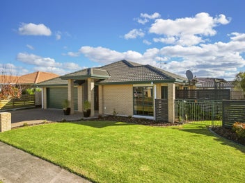 5 Mahonia Place, Pyes Pa, Tauranga