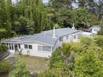 162 Shaw Road, Oratia, Auckland