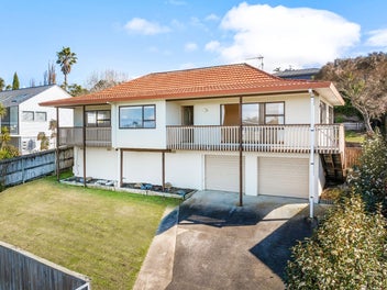 17 Polkinghorne Drive, Manly, Whangaparaoa