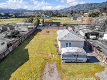 13 MacLaren Street, Maymorn, Upper Hutt