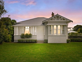 68 Sandspit Road, Waiuku, Waiuku
