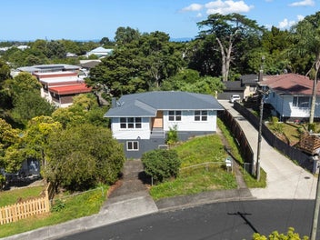10 Knox Road, Hillpark, Auckland