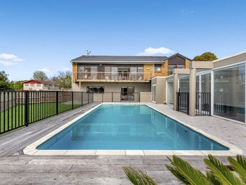 16 Rapallo Place, Farm Cove, Auckland