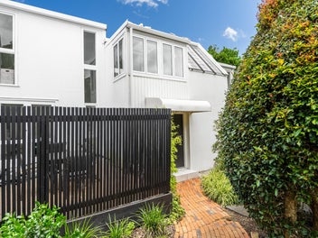 6/24 Telford Avenue, Balmoral, Auckland