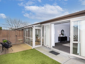 2/28 Oxley Avenue, St Albans, Christchurch