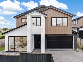 14 Matau Rise, Te Atatū Peninsula, Auckland