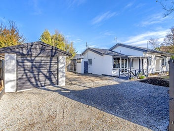 16 Wainoni Road, Wainoni, Christchurch