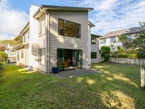 10 Winsley Terrace, Churton Park, Wellington