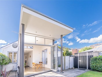 3/2C Valley Road, Mount Eden, Auckland