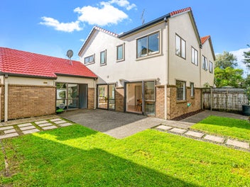 11 Marquette Avenue, Albany, Auckland