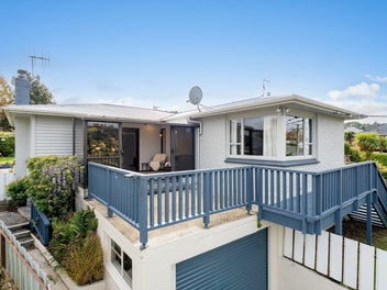 2A Paterson Street, Abbotsford, Dunedin