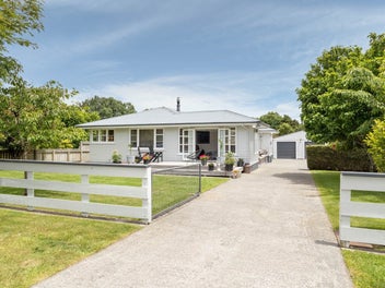 2 MacLaren Street, Maymorn, Upper Hutt