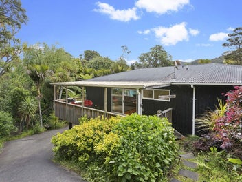 37 Upland Road, Huia, Auckland