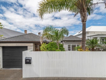 256 Jervois Road, Herne Bay, Auckland