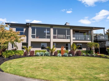 10 Quarry Hill Terrace, Kennedys Bush, Christchurch