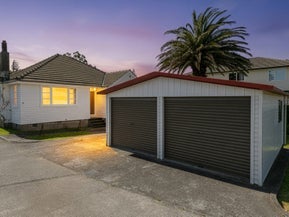 12 Bracken Road, Newlands, Wellington