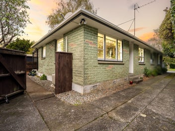 2/119 Clouston Park Road, Clouston Park, Upper Hutt