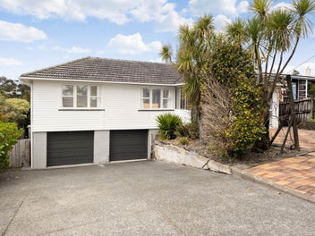 22 Avonleigh Road, Green Bay, Auckland