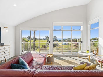 16 Island View Lane, Langs Beach, Waipu