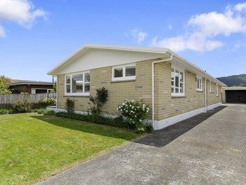 15 Joseph Grove, Elderslea, Upper Hutt