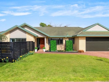 4 Riplington Road, Huntington Park, Auckland