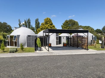 17 Chartwell Drive, Eltham, Eltham