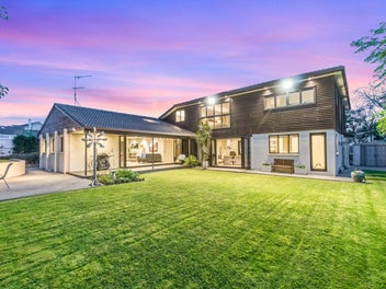 8A The Drive, Epsom, Auckland
