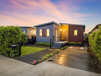 23 Pukanui Avenue, Totara Park, Auckland