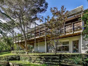 6 Wilding Avenue, Northcote Point, Auckland