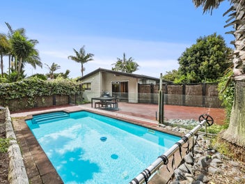 4 Kamulla Court, Conifer Grove, Takanini