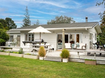 37 Fishermans Bend, Whiritoa, Waihi