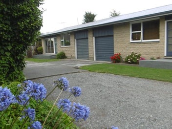 1/213 Avonhead Road, Avonhead, Christchurch
