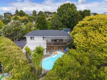 9 Dallow Place, Henderson, Auckland