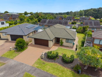 9 Starlight Cove, Hobsonville, Auckland