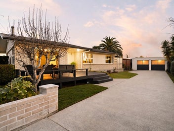 19 Clematis Avenue, Pukete, Hamilton
