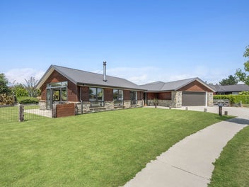 25 Finch Street, Albert Town, ALBERT TOWN