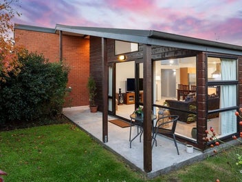 32A Farquhars Road, Redwood, Christchurch