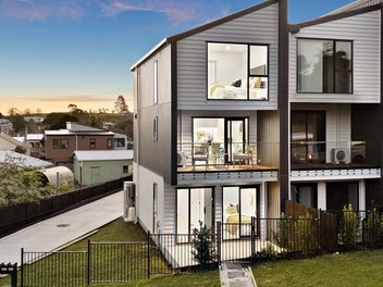 5/13 Crosby Road, West Harbour, Auckland