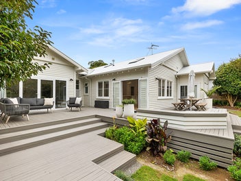 66 Paynters Avenue, Strandon, New Plymouth